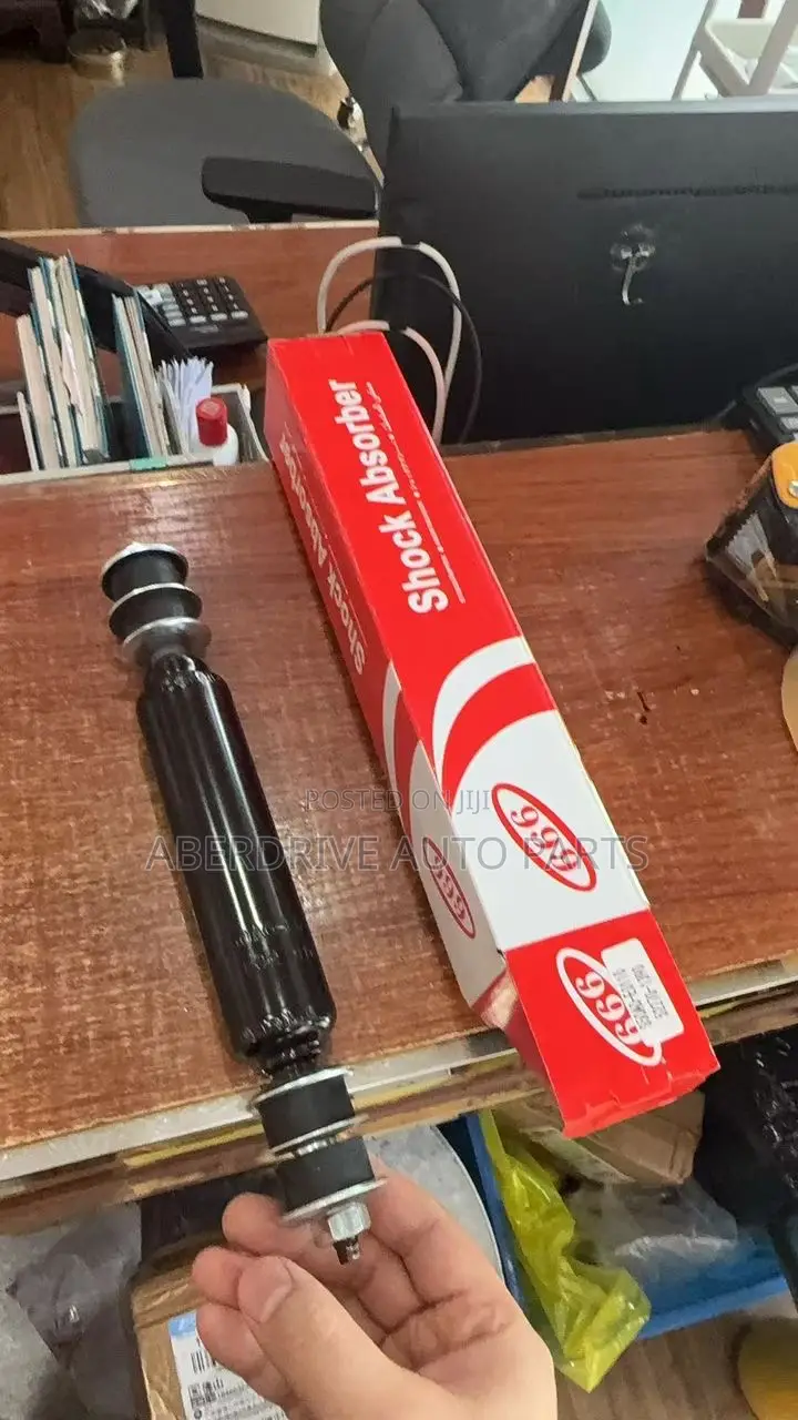 Cabin Shock Bracket Hino 700