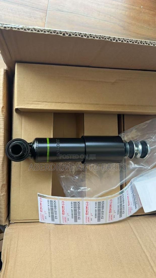 Cabin Shock Bracket Hino 700 - thumbnail 3