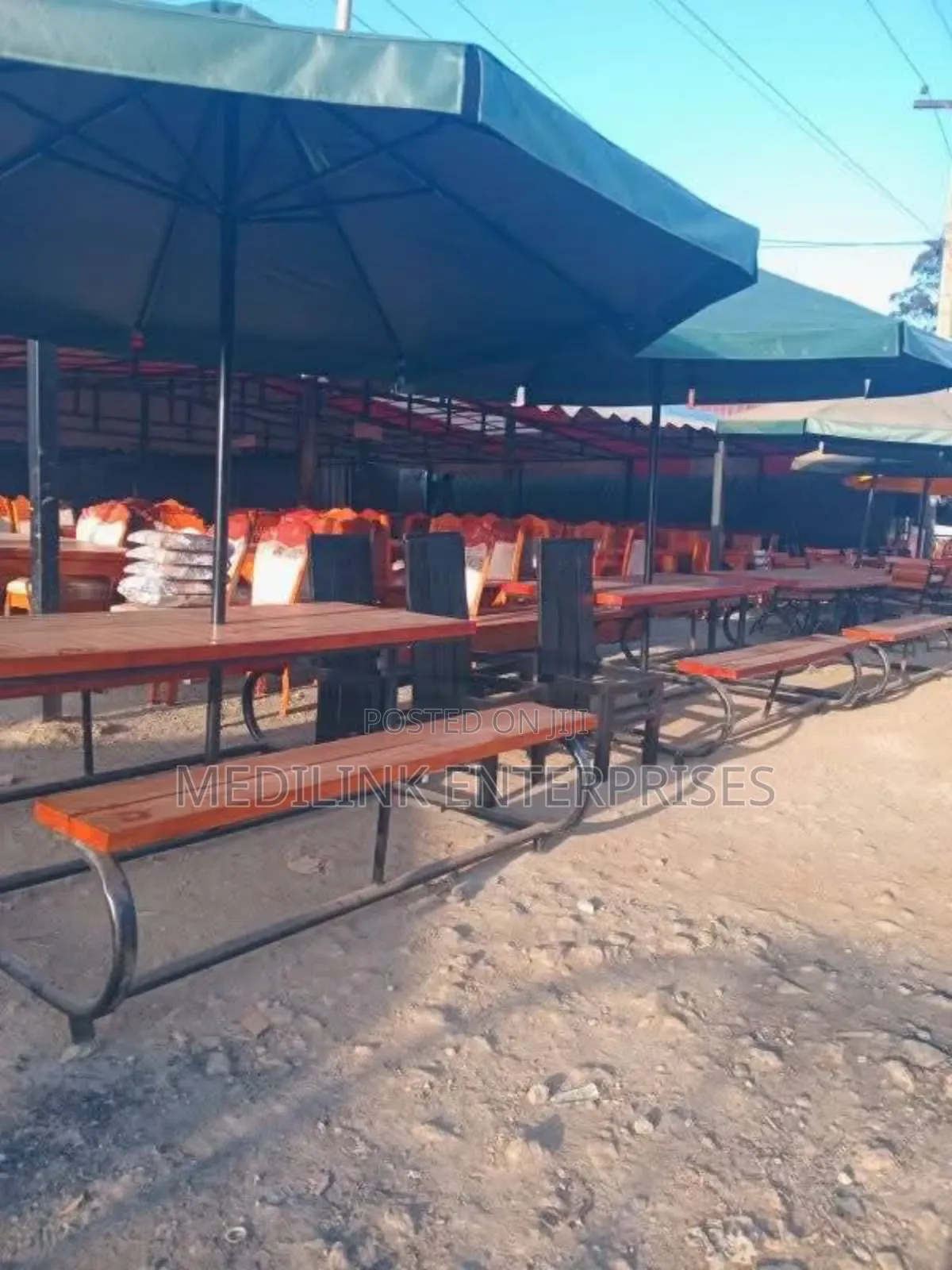 Mahogany Metallic Umbrella Benches(Outdoor)