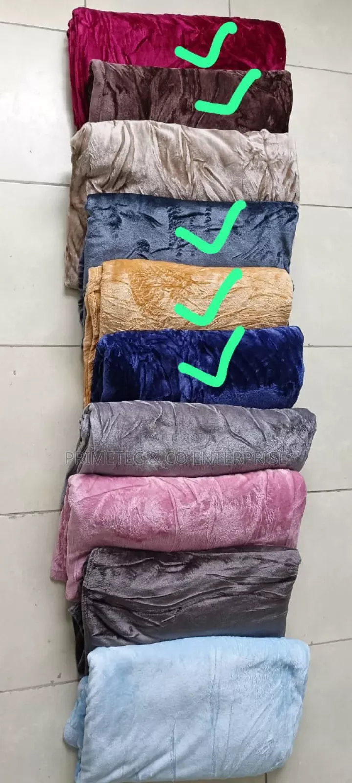 Fleece Velvet Blankets Size: 6x6