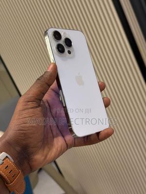 Apple iPhone 13 Pro Max 256 GB White - main view