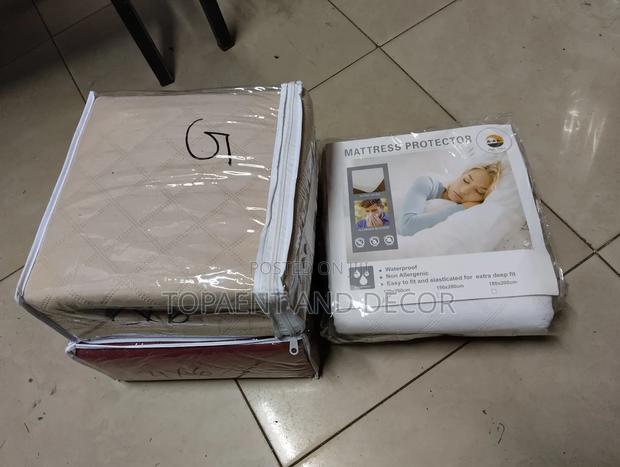 Elasticated Fitted Style Waterproof Mattress Protector