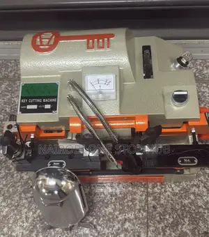 Key Cutting Machine