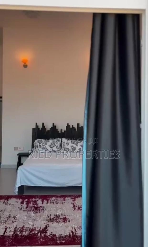 2br Close To The Beach For Shortterm Lease - thumbnail 2
