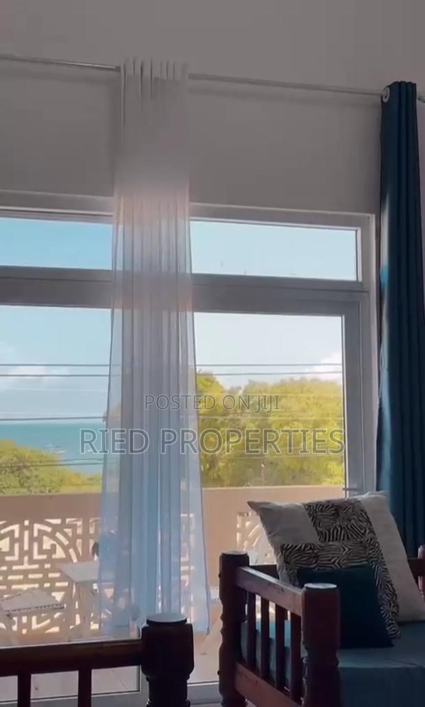 2br Close To The Beach For Shortterm Lease - thumbnail 8