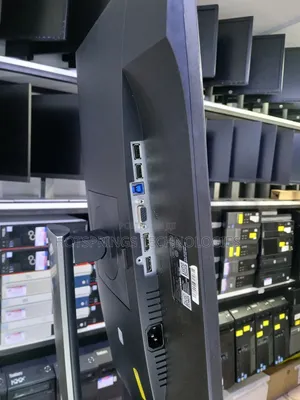 Desktop Computer Dell OptiPlex 7040 8GB Intel Core i5 HDD 500GB