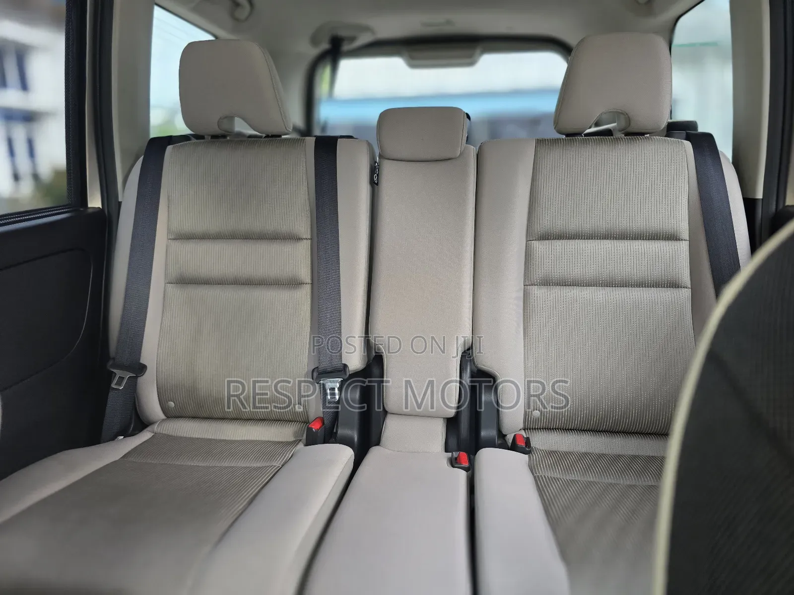 Nissan Serena 2018 Gold