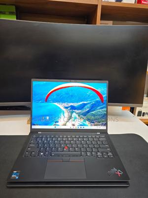 Laptop Lenovo ThinkPad X1 Carbon 16GB Intel Core I7 SSD 512GB - main view