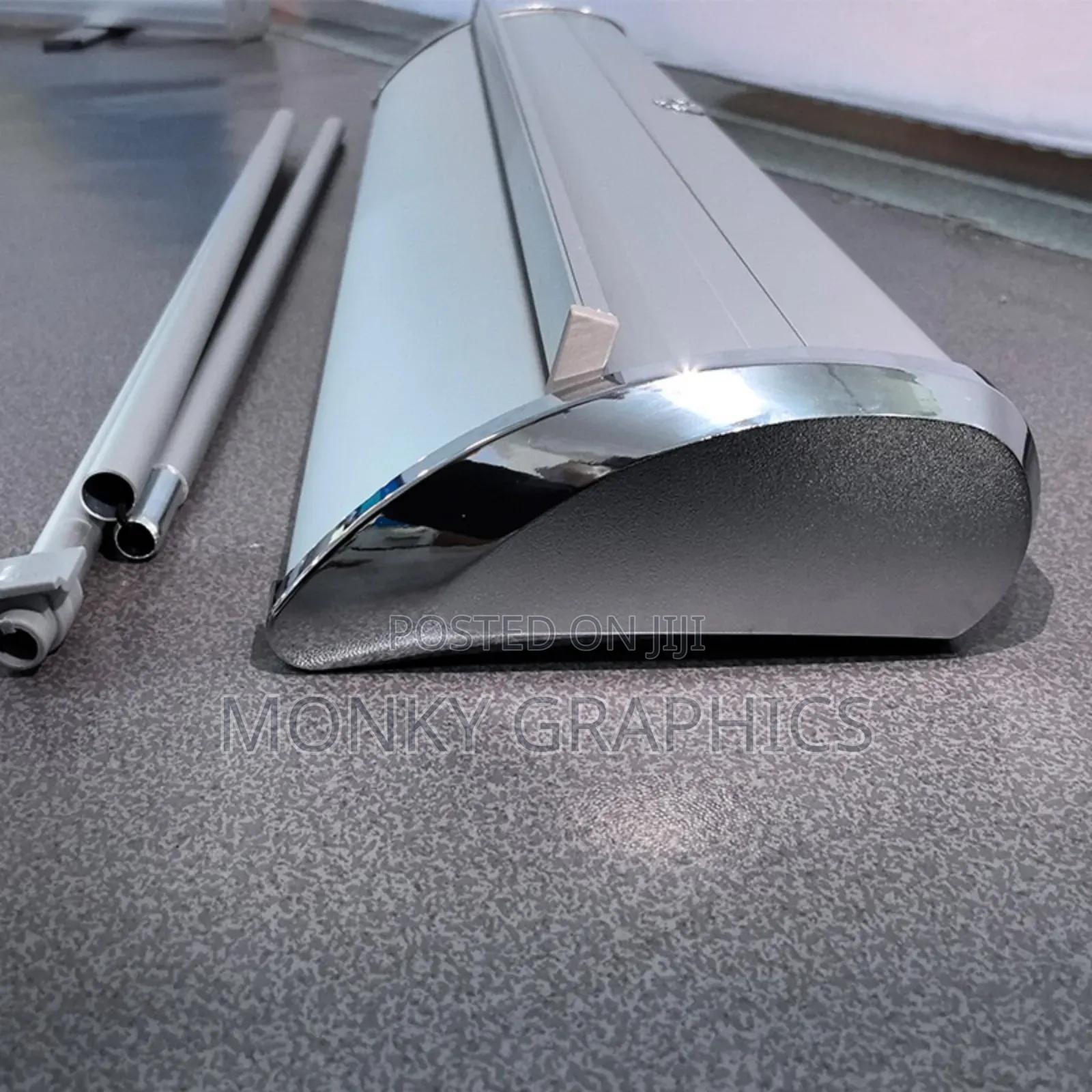 Broadbase Rollup Banner Stands