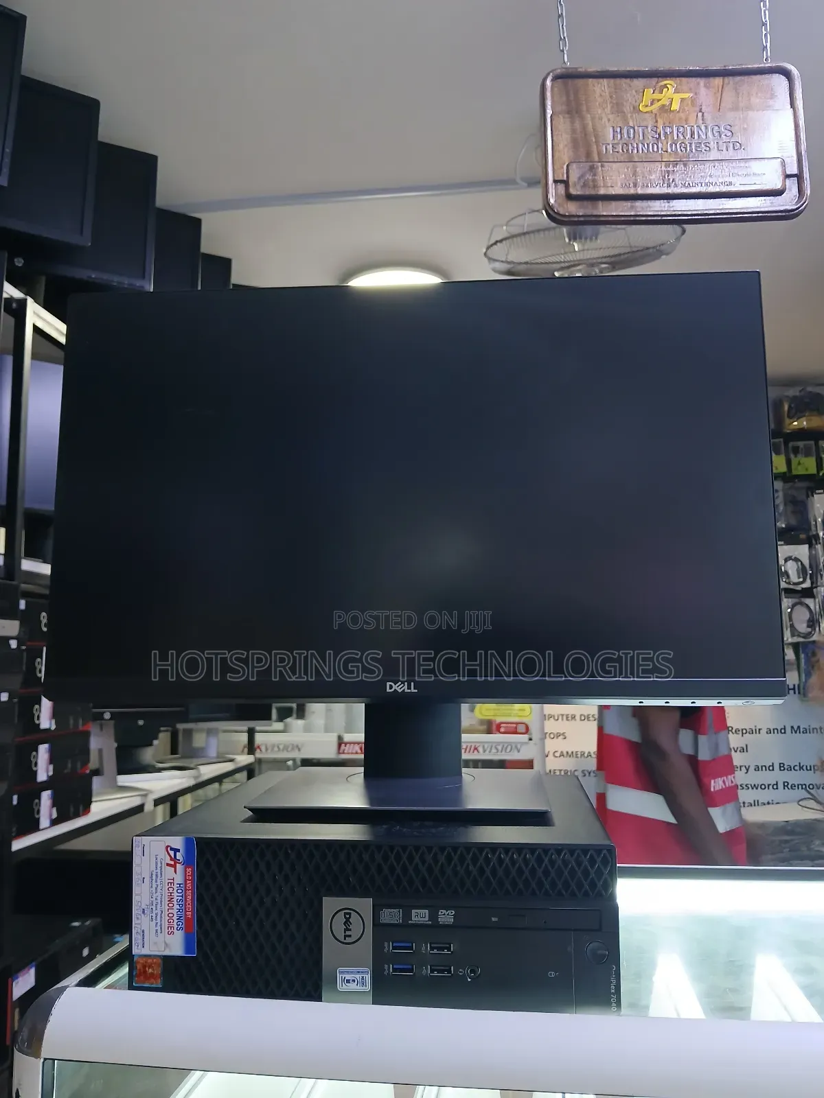 Desktop Computer Dell OptiPlex 7040 8GB Intel Core i5 SSD 256GB