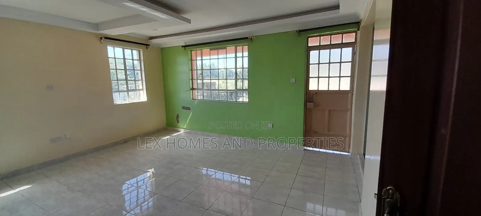 5bdrm Villa in NkaiMurunya for sale