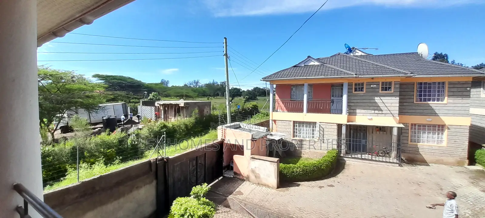 5bdrm Villa in NkaiMurunya for sale
