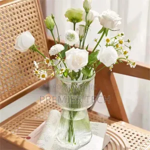 10x19cm 800ml 2 Shape Flower Vase Now Available in 2 Colours