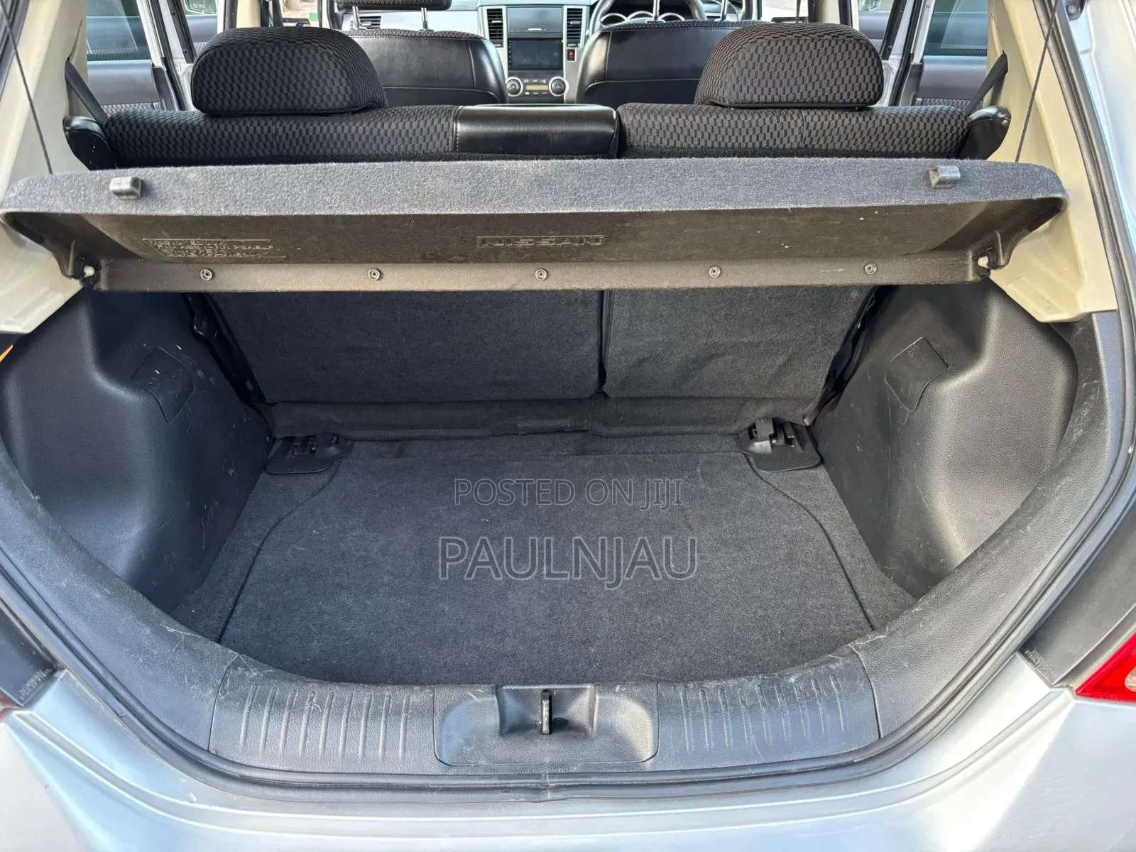 Nissan Tiida 2011 Gray