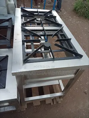 Quality Gas Cooker – Built for Heavy Commercial Use!