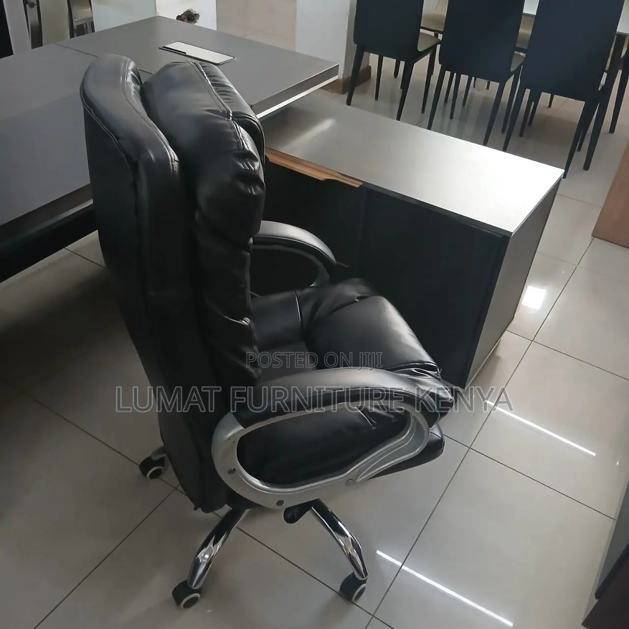 High Back Ergonomic Office Seat Leather