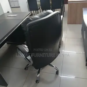 High Back Ergonomic Office Seat Leather