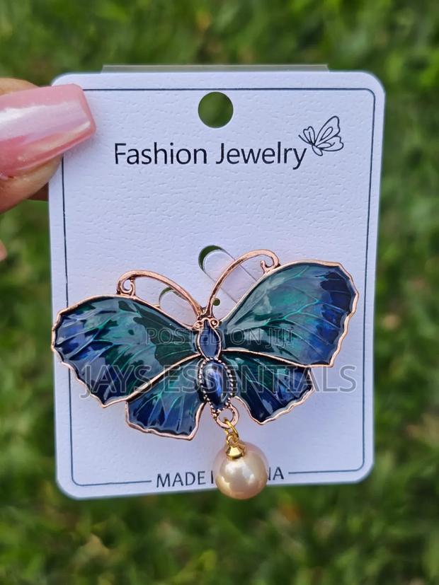 Simple and Elegant Brooches - thumbnail 8