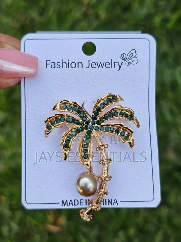 Simple and Elegant Brooches - thumbnail 14