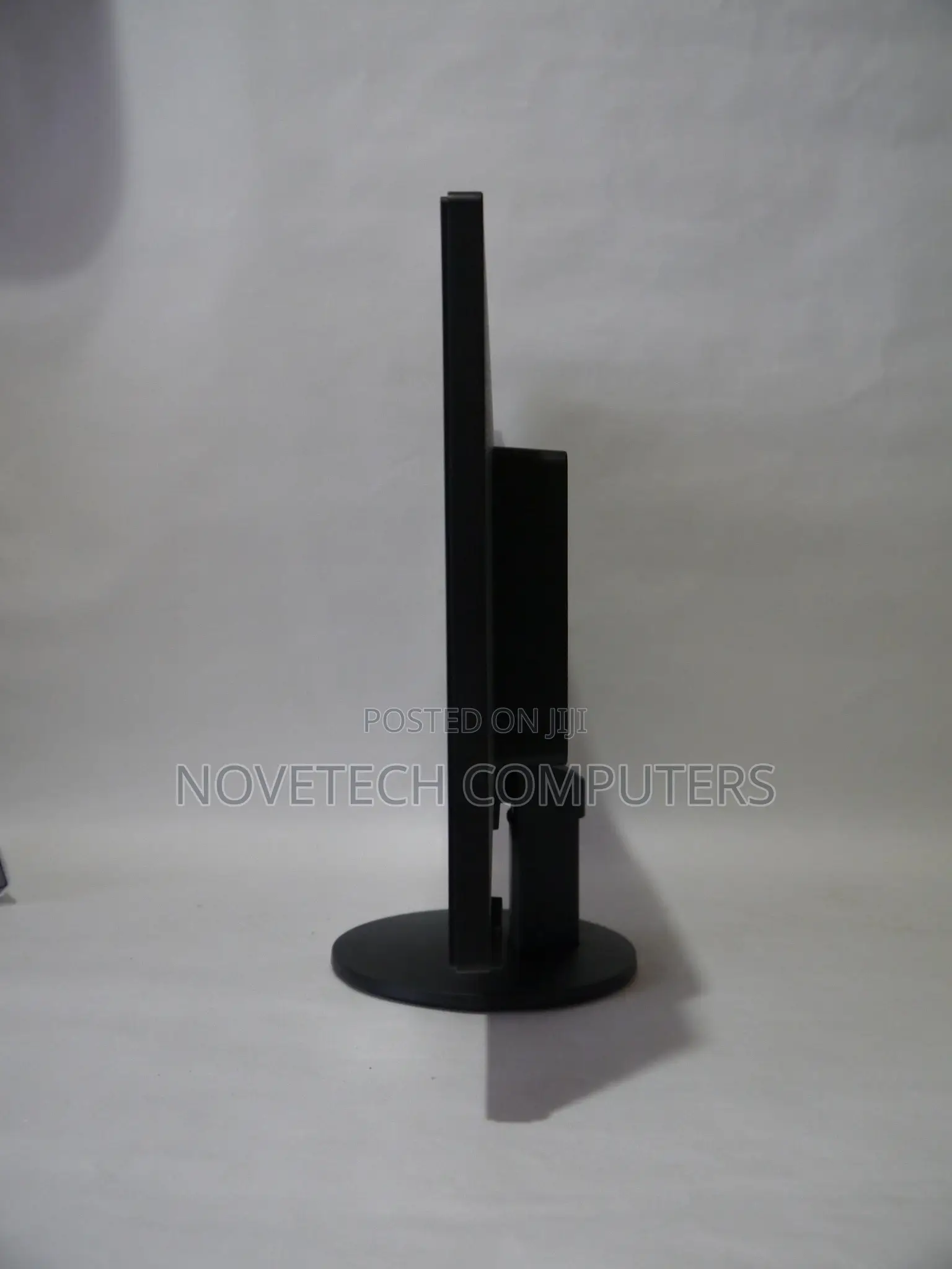 Brand New Aoc E970swn 18.5 Hd Monitor Black Color,- E970swn