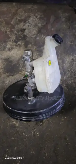 Nissan Tiida / Note Old Model Brake Booster