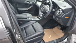 Mercedes-Benz GLA-Class 2018 Gray
