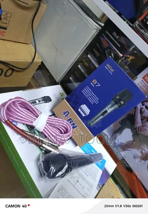Dynamic Wired Microphone B7