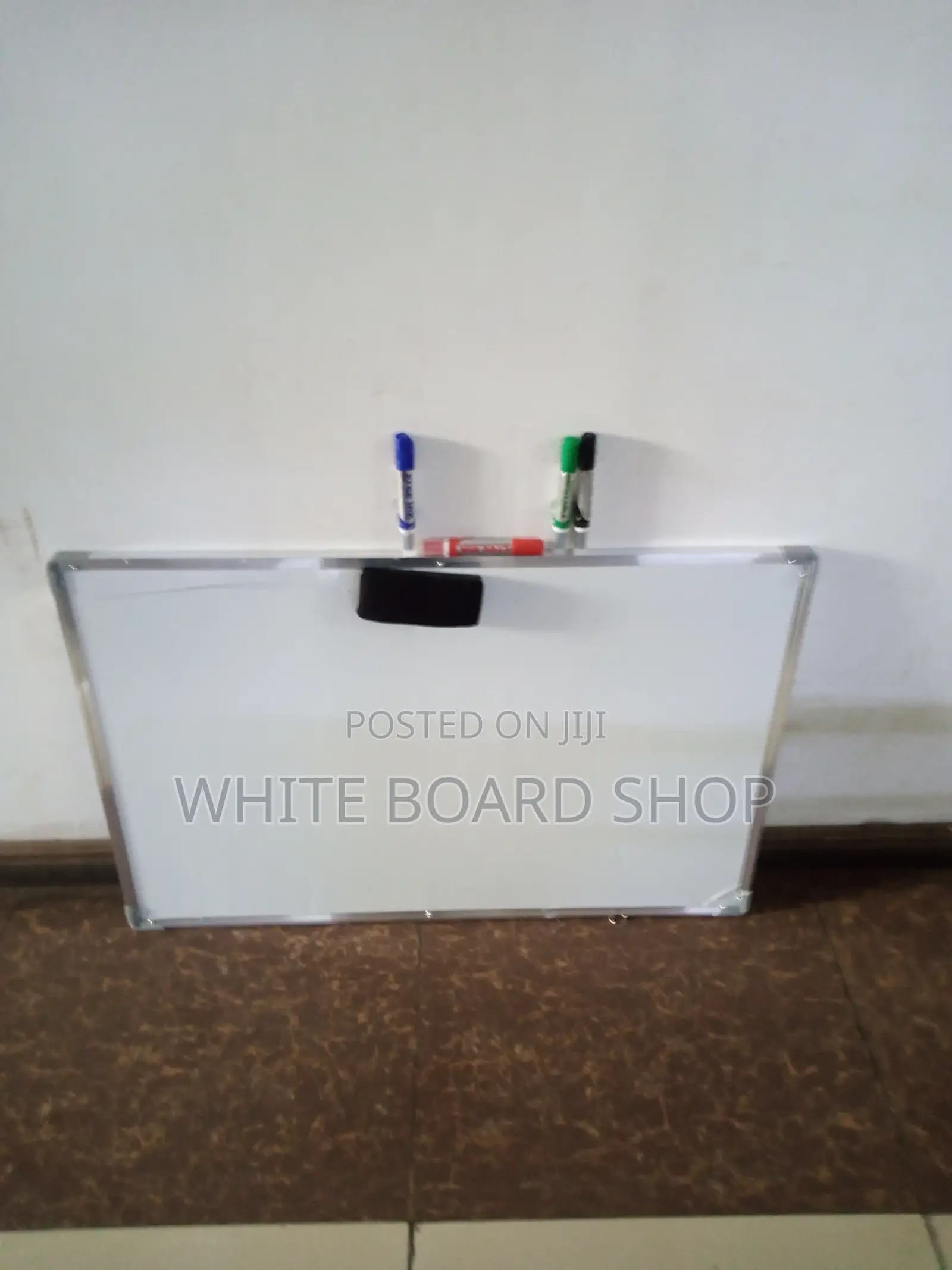 A1 Writting Board for Kids+4 Markers + 1 Duster