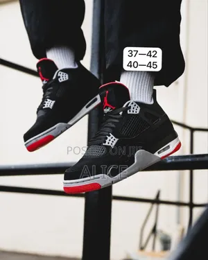 J4 Sneakers