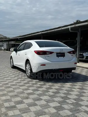 Mazda Axela 2018 White