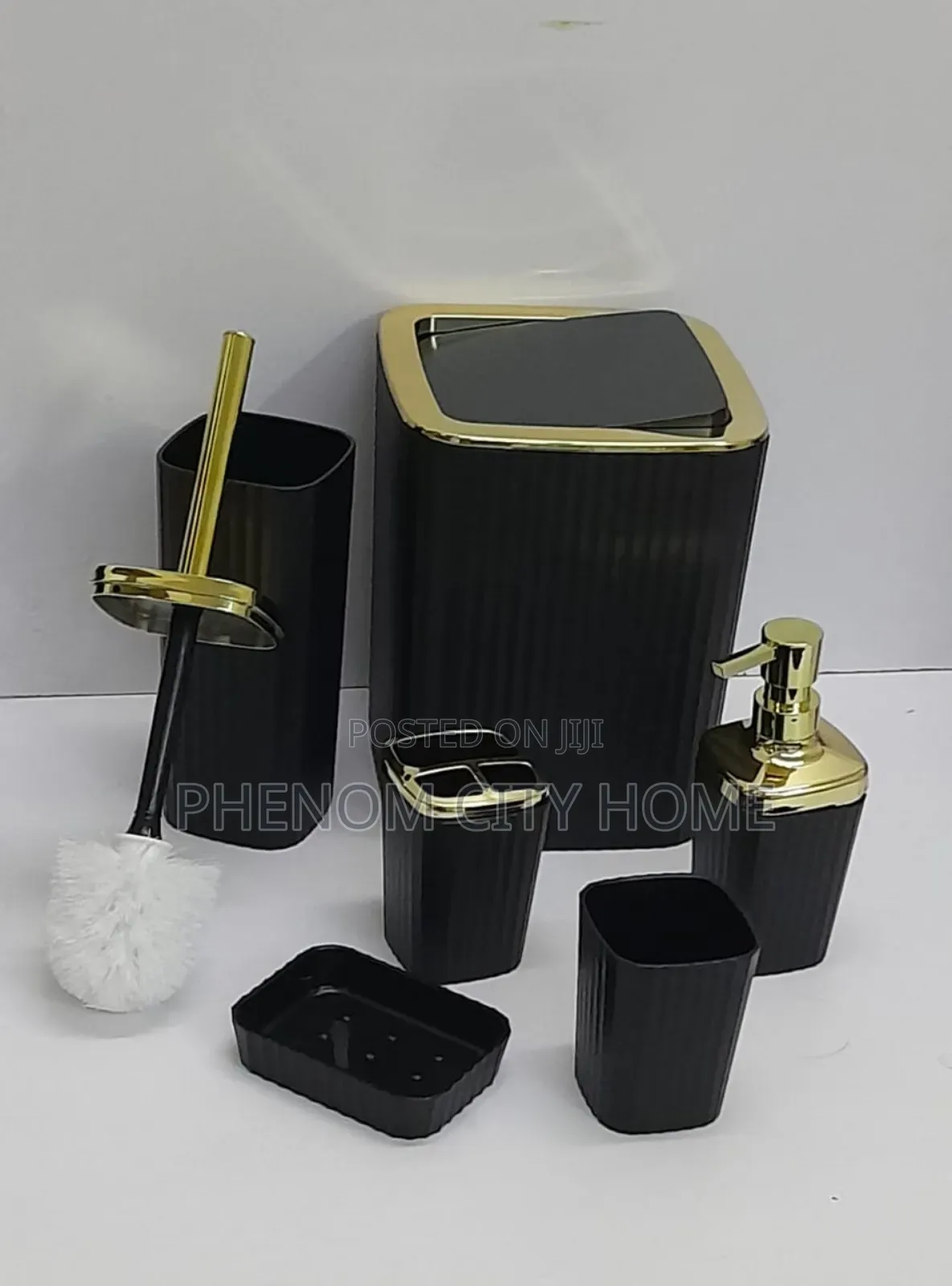 Bathroom Accessories Set