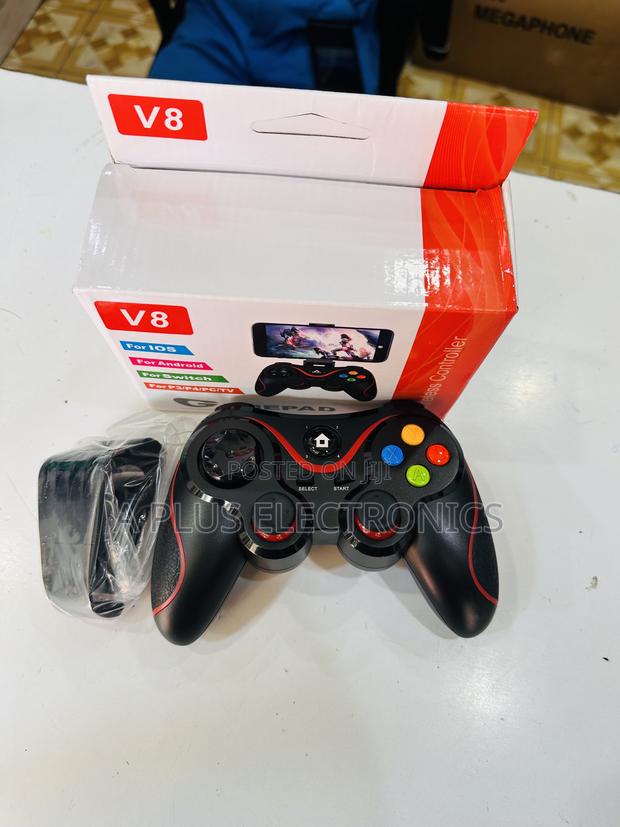 V8 Elite Wireless Gamepad for All Mobile Games - main view