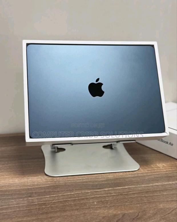 Laptop Apple MacBook Air 2023 M2 8GB Apple M2 SSD 256GB - thumbnail 2