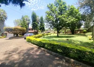 6bdrm Maisonette in Rhino On 2 Acres, Karen for rent