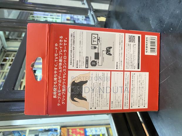 Nintendo Świtch Wireless Pro Controller -Black - thumbnail 3