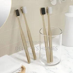 Bamboo Charcoal Toothbrush_cu