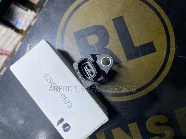 Crankshaft Sensor Hino Fm - thumbnail 2