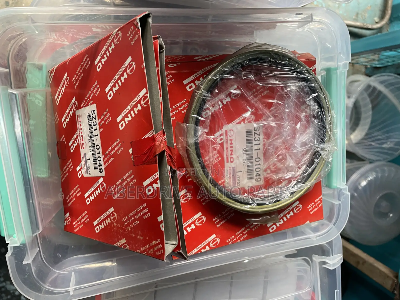 Hino 500 Genuine Rear Hub Seal