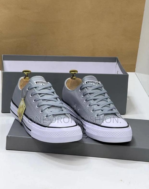 Leather Converse Sizes 37--42 - thumbnail 2