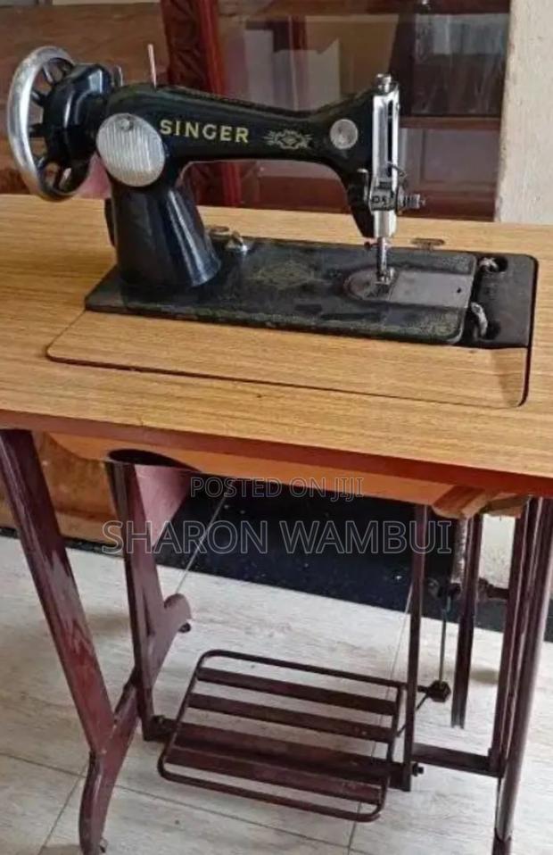 Complete Singer Sewing Machine /Singer Sewing Machine - main view