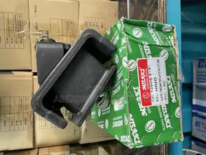 Engine Mounting Hino 700 ( E13c)