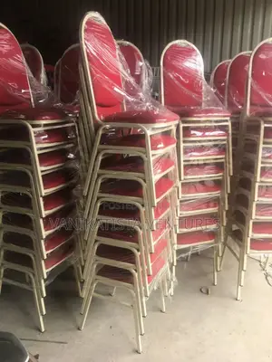 Executive Conference Chairs – Elevate Your Meeting Space!