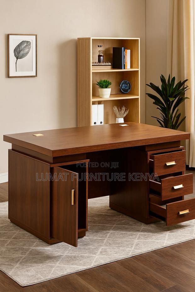 Simple Directors Workstation - thumbnail 4