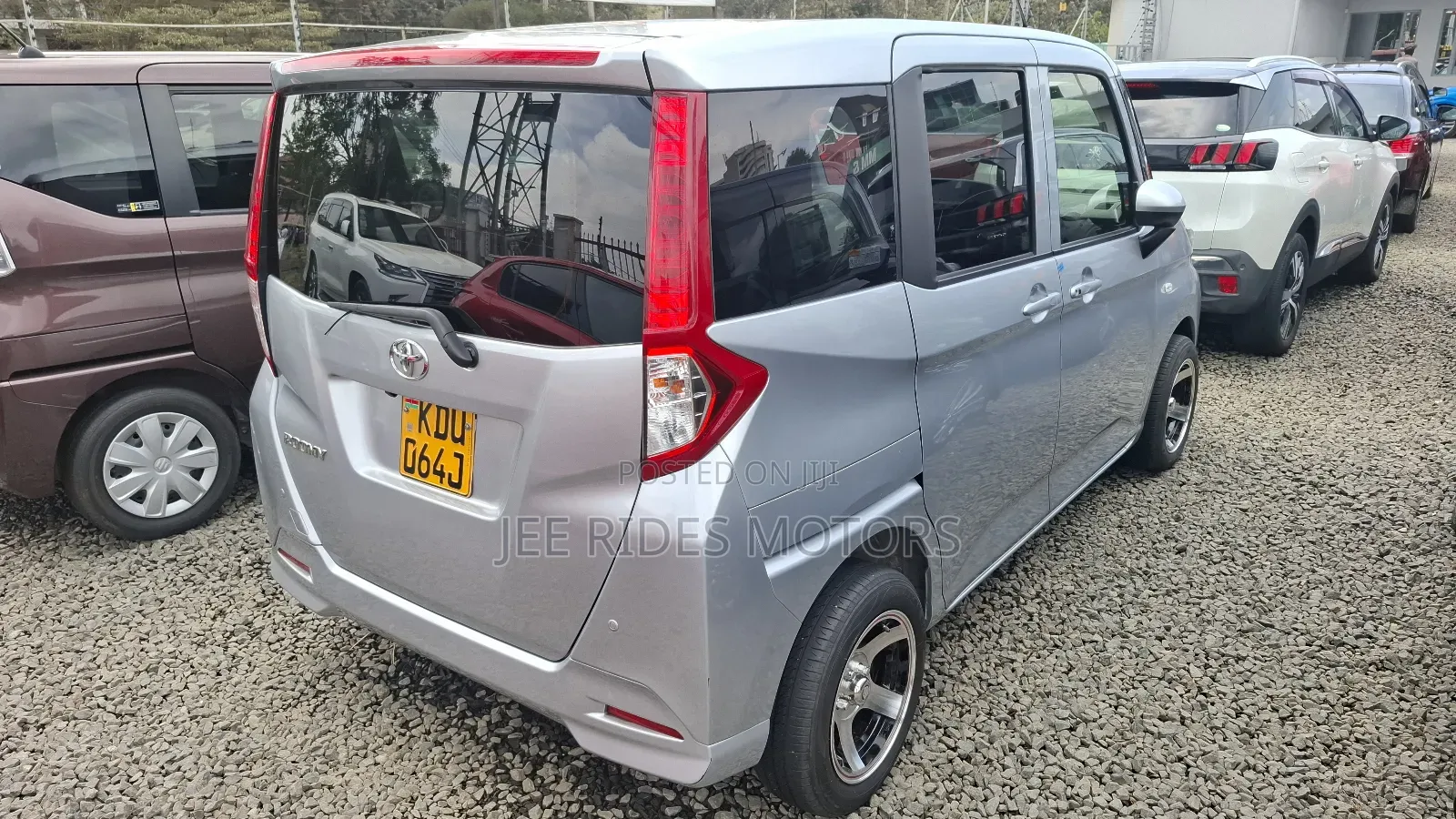 Toyota Roomy 1.0 FWD 2018 Silver