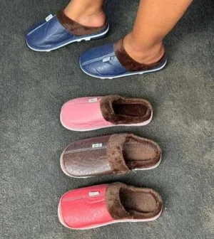 *Comfortable Warm Indoors Shoes