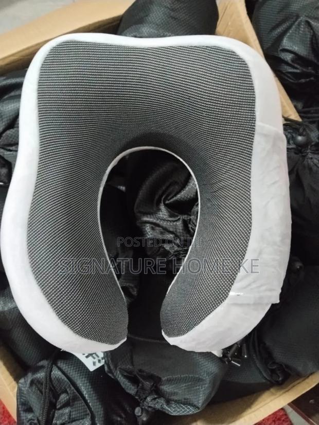 Travel Neck Pillows - thumbnail 6