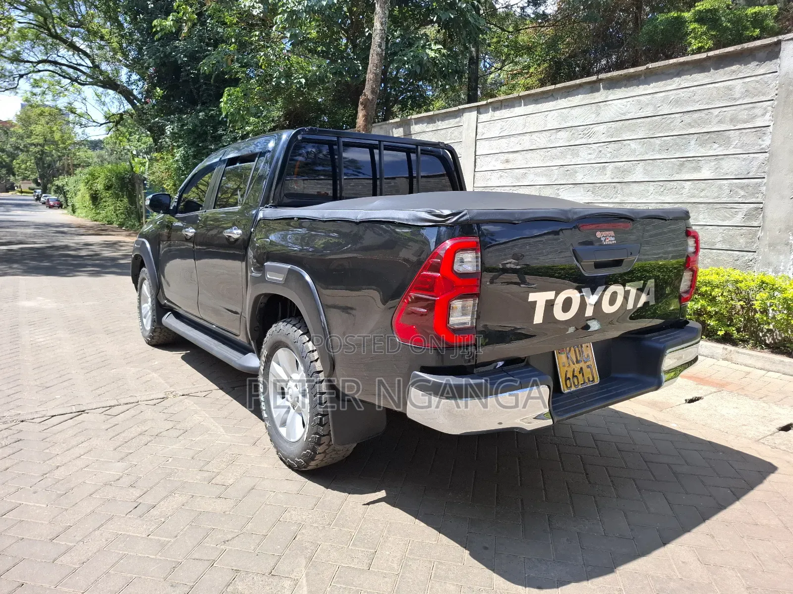 Toyota Hilux Revo Double Cab Deisel 2.8 AWD 2017 Matt Black