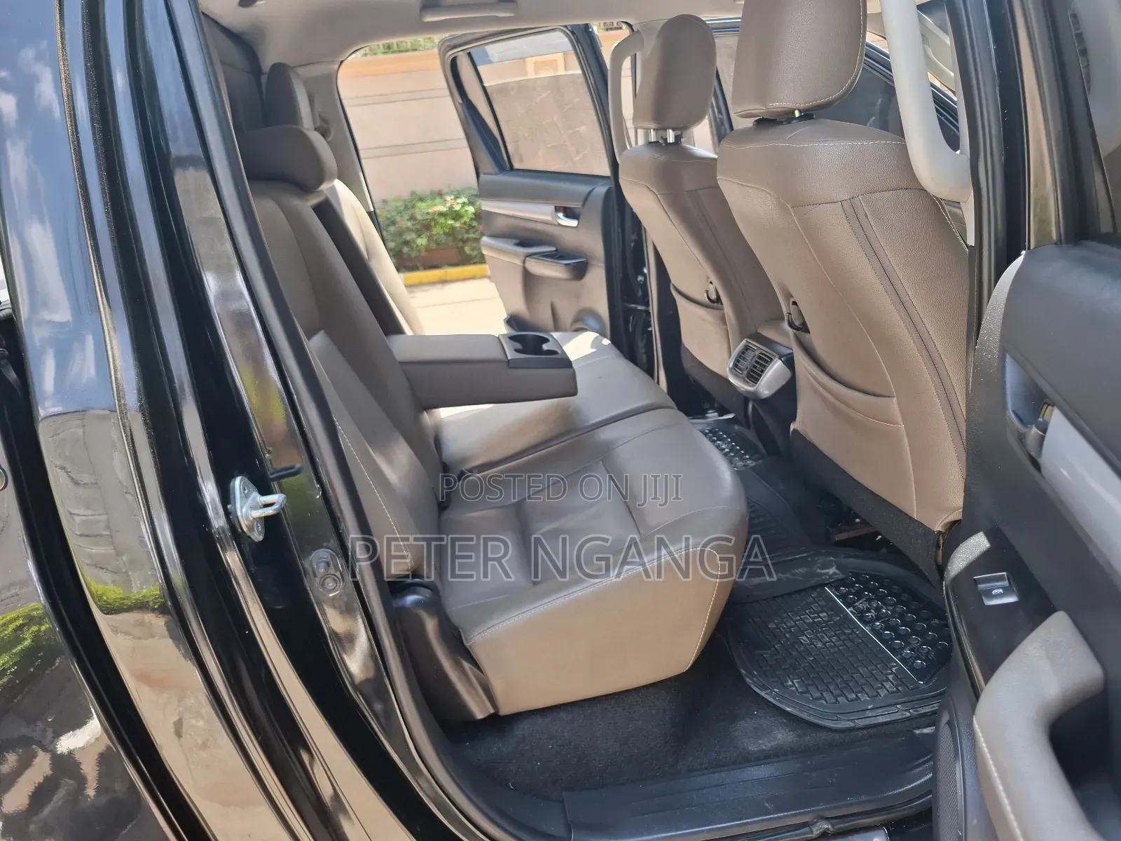 Toyota Hilux Revo Double Cab Deisel 2.8 AWD 2017 Matt Black