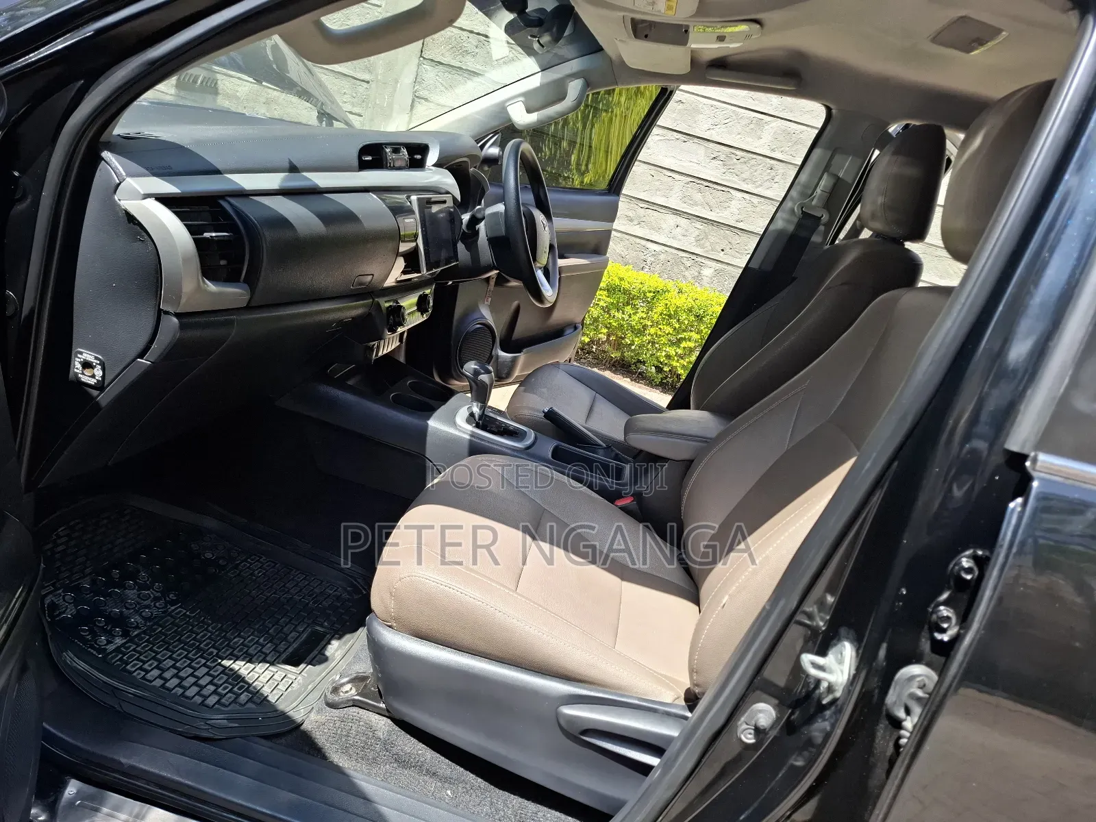 Toyota Hilux Revo Double Cab Deisel 2.8 AWD 2017 Matt Black