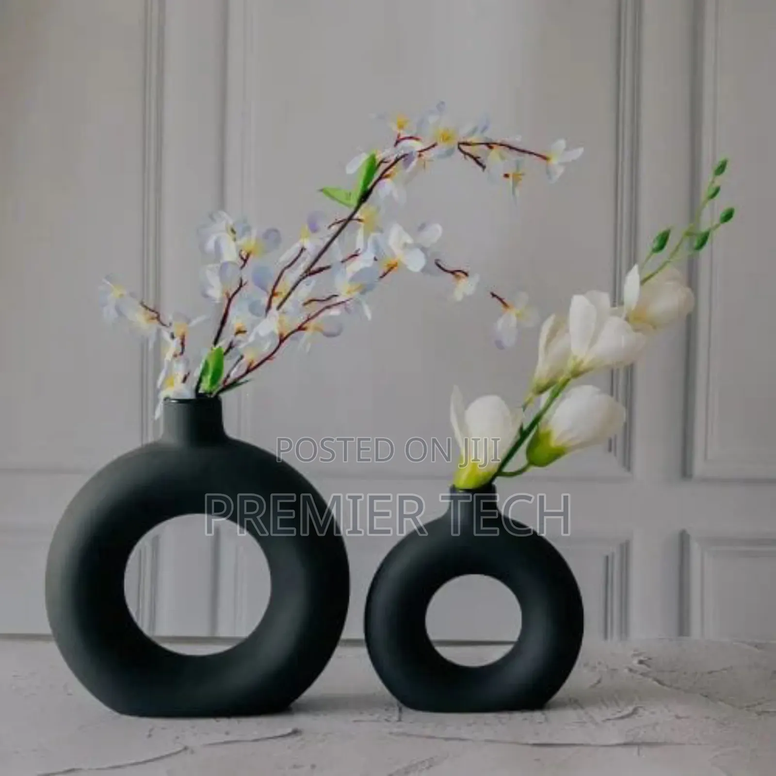 *Porcelain Ceramic 2in1 Elegant Decor Donut Flower Vases